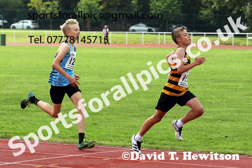 Mens and Boys 800 metres, 2021 North Eastern Track and Field Champs., Middesbrough. Photo: David T. Hewitson/Sports for All Pics